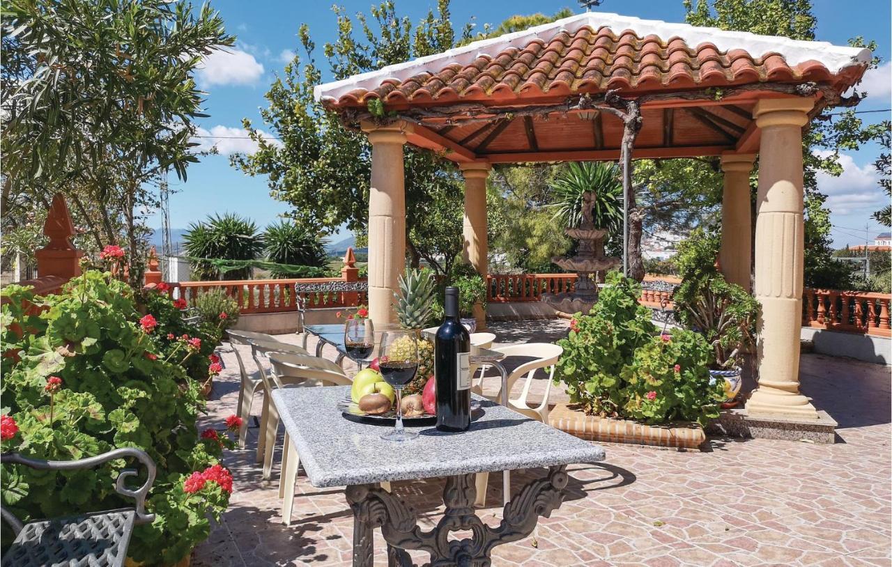 Pet Friendly Home In Olvera With Kitchen Bagian luar foto