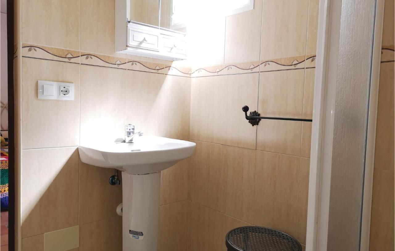 Pet Friendly Home In Olvera With Kitchen Bagian luar foto