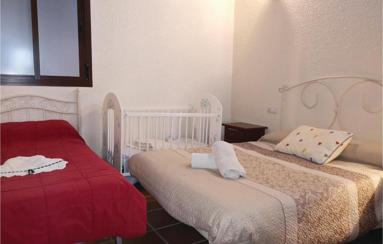 Pet Friendly Home In Olvera With Kitchen Bagian luar foto